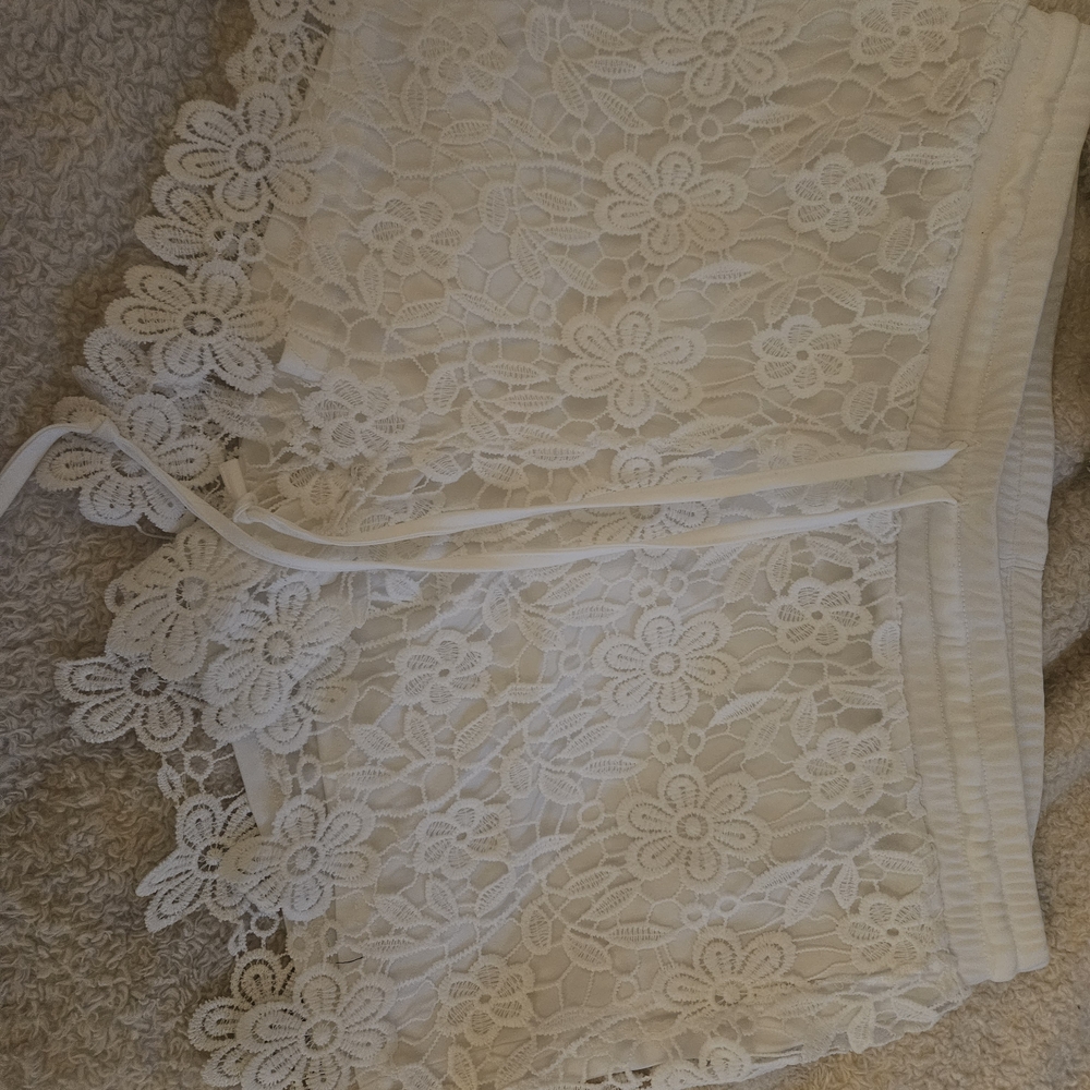 Stella Luce White Pajama Set with Luxurious Comfort